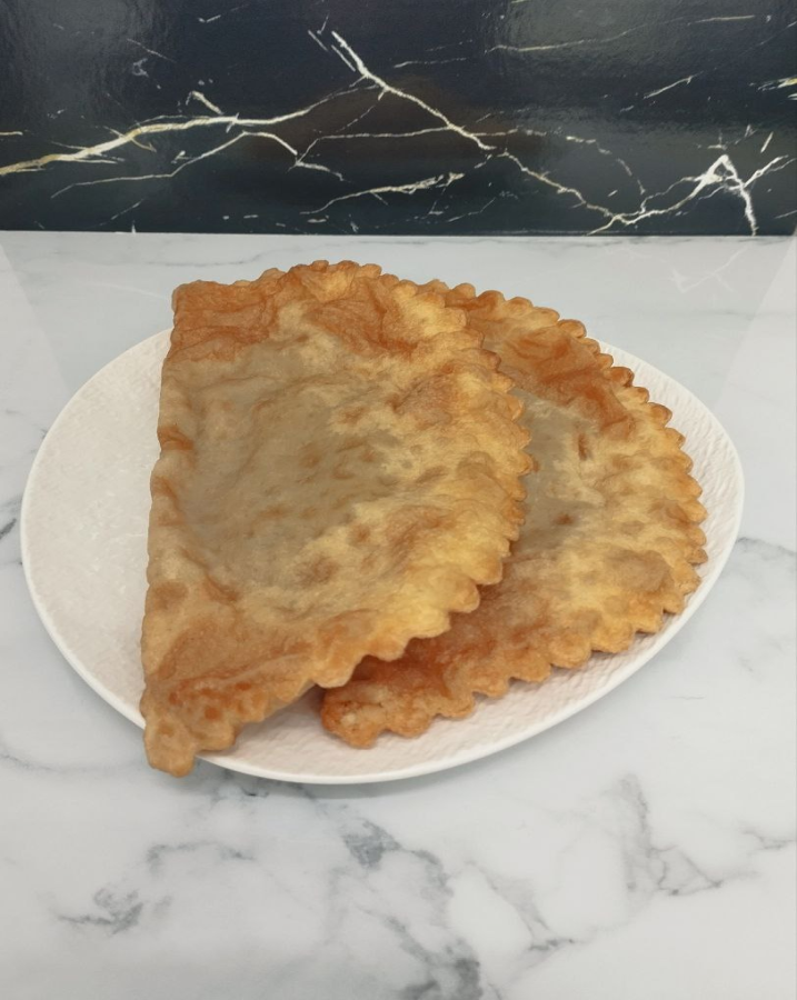 Чебурек с Салмоном